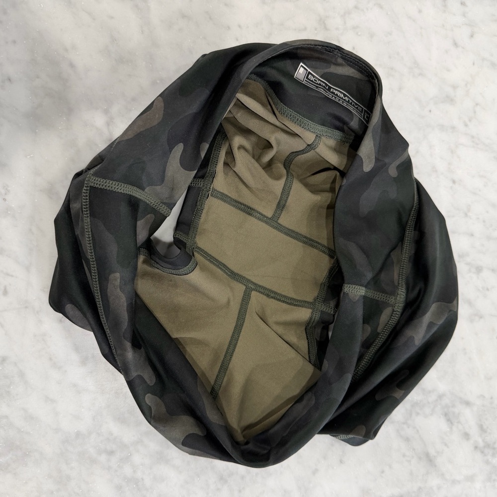 Born Primitive Camo Athletic Shorts in Black and Olive - Picture 4 of 4